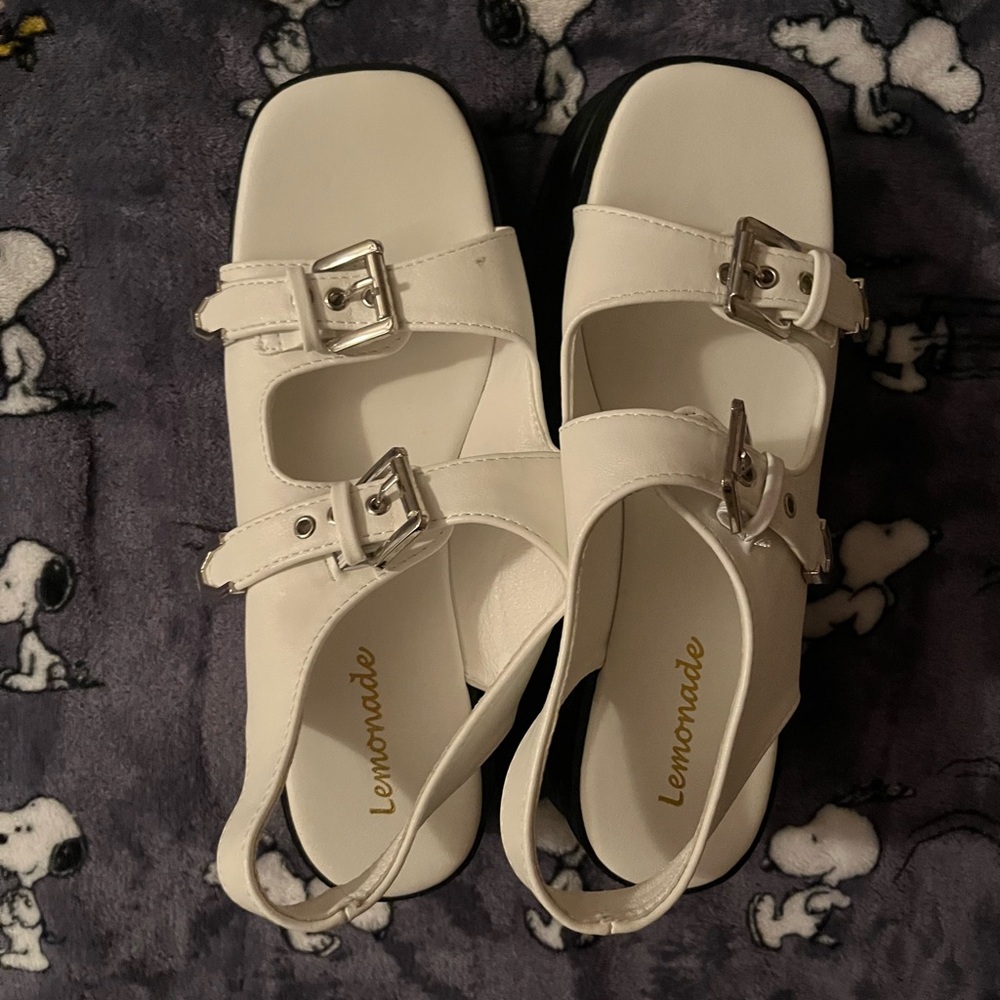 Lemonade White Platform Sandals with Silver Buckles